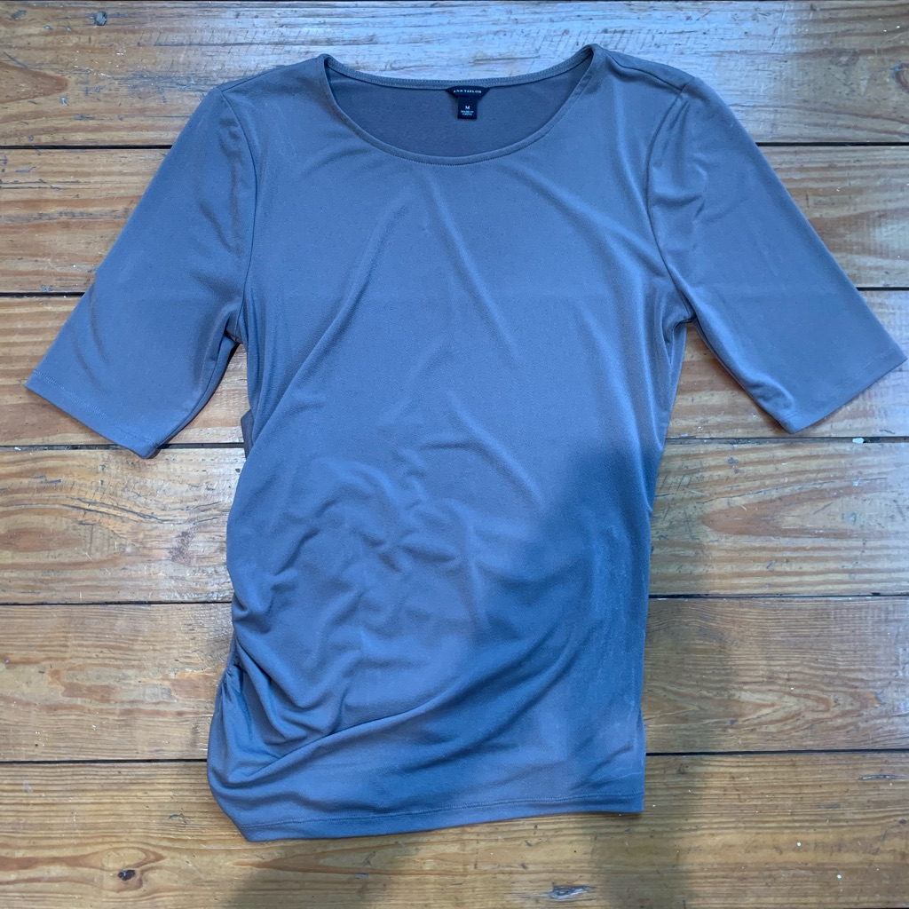 586 Ann Taylor Dressy Top